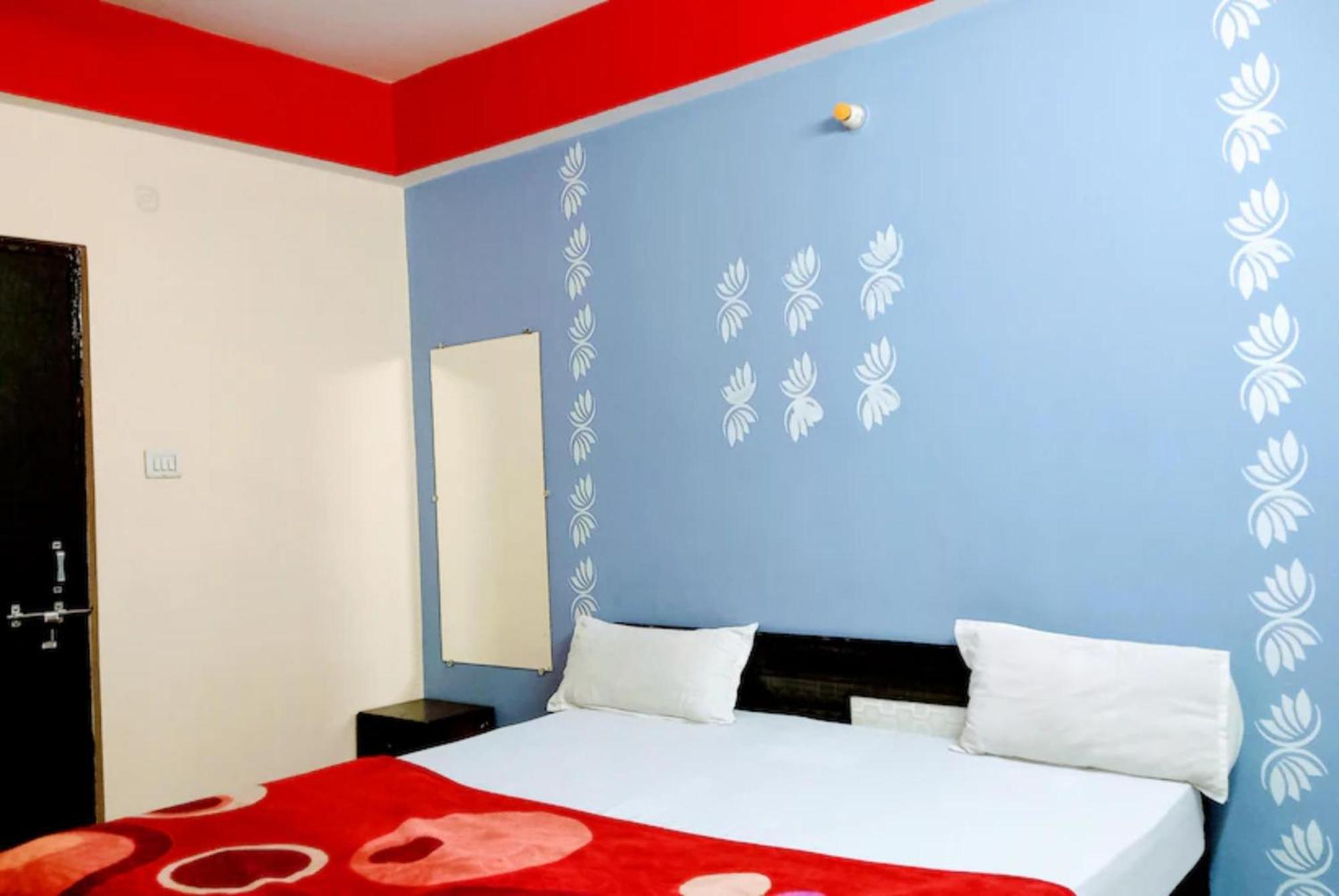 Goroomgo The Shivay Guest House Inn Varanasi Exterior photo