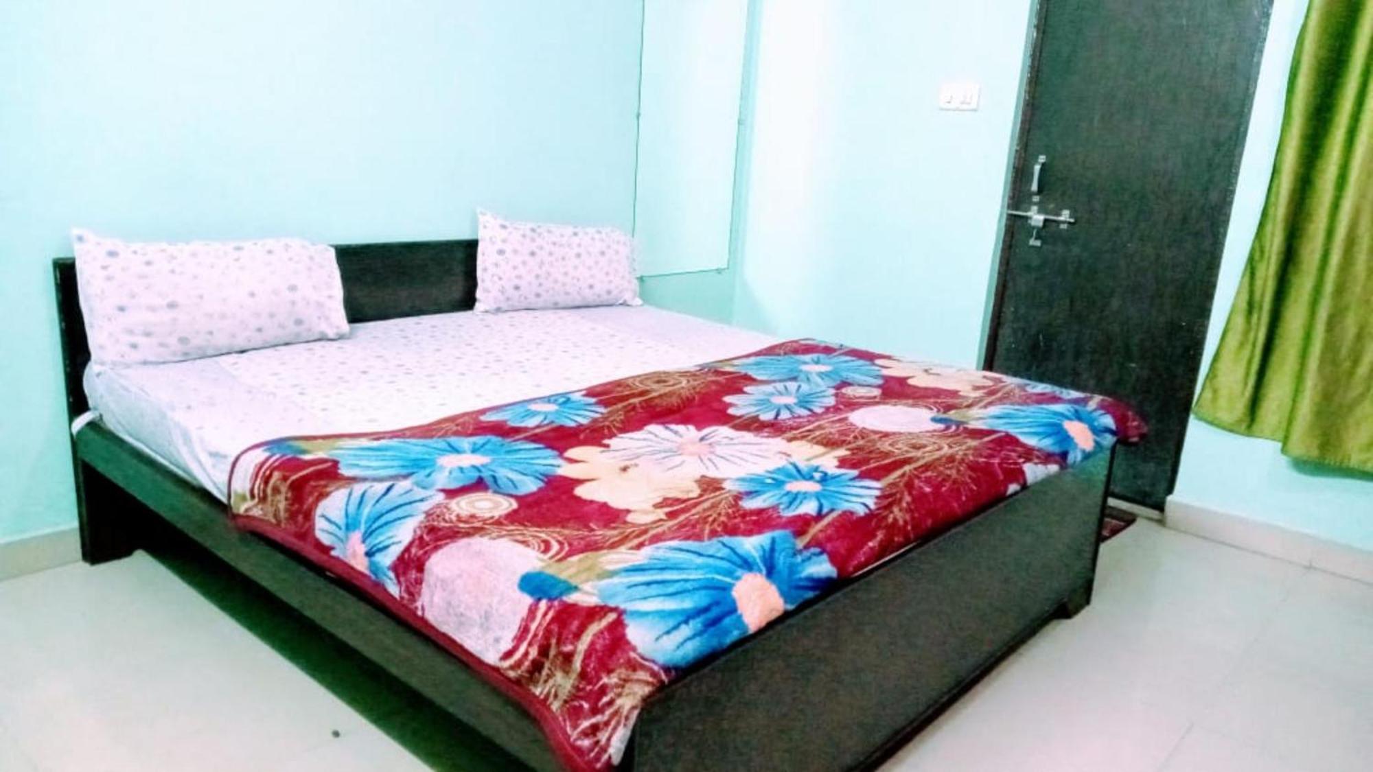 Goroomgo The Shivay Guest House Inn Varanasi Exterior photo