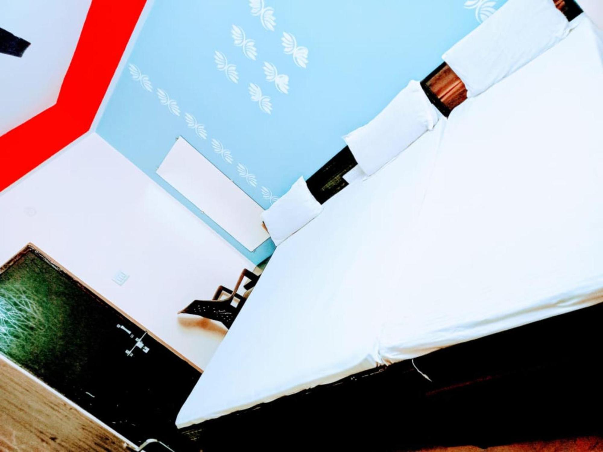 Goroomgo The Shivay Guest House Inn Varanasi Exterior photo