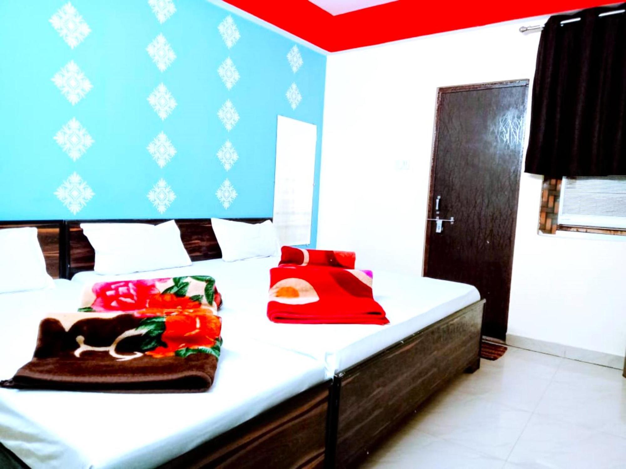 Goroomgo The Shivay Guest House Inn Varanasi Exterior photo